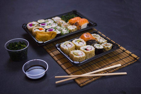 PLA-Sushi-Behälter, 17,5 x 12,5 x 4 cm, 100 Stück